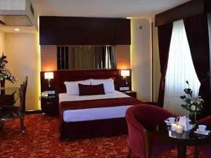 اتاق هتل الماس مشهد