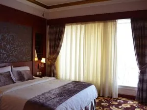 اتاق هتل الماس مشهد