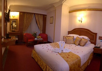 هتل قصر طلایی مشهد