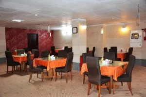 رستوران هتل هلیا مشهد