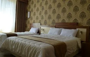 اتاق هتل هاترا مشهد