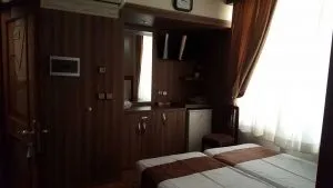 تصویر اتاق هتل پر ستاره مشهد