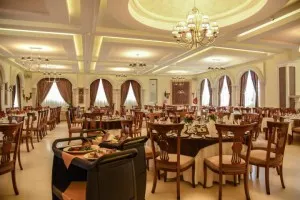 رستوران vip ارم شاندیز مشهد