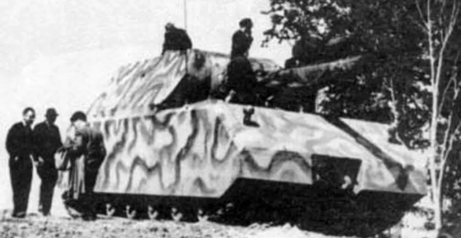 Panzer-VIII-Maus1