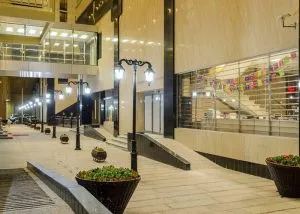 نمای هتل حیات شرق مشهد