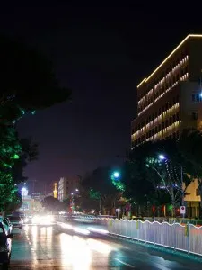 نمای هتل سارا مشهد