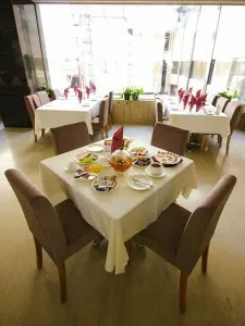 عکس رستوران هتل حیات شرق مشهد (هتل سارا )