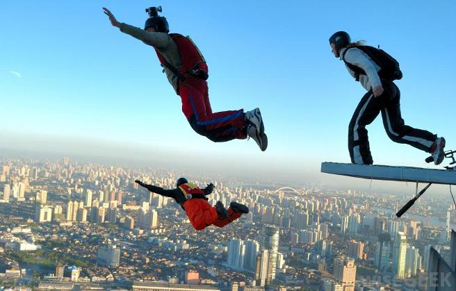 base-jumpers