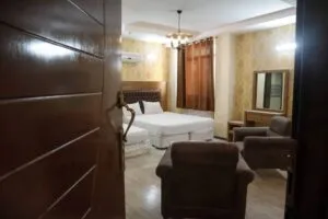 سوئیت هتل مهریز مشهد