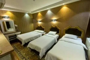 اتاق هتل خیام مشهد