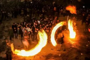 آیین-پولکه-گردانی-در-عجب-شیر-4