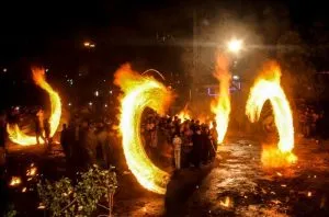 آیین-پولکه-گردانی-در-عجب-شیر2