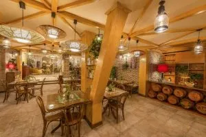 کافه رستوران فرانسیسکو