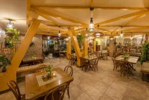 کافه رستوران فرانسیسکو