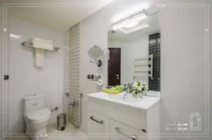 عکس سرویس بهداشتی هتل حیات شرق مشهد