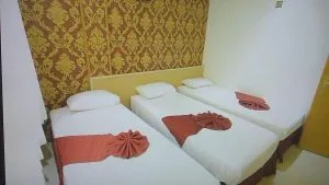 اتاق هتل رواق مشهد