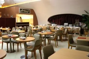 رستوران هتل تعطیلات کیش