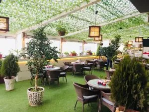 رستوران بام هتل الماس نوین