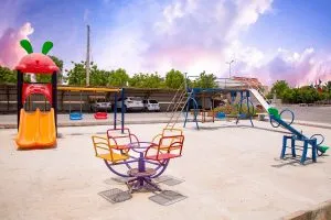 محوطه بازی هتل ارم قشم