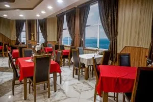 رستوران هتل ارم قشم