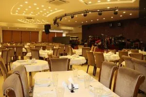 رستوران شاندیز صفدری کیش