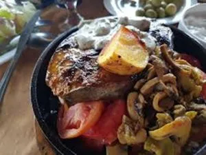 رستوران فودلند کیش