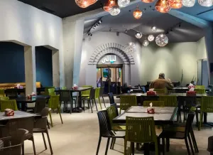 رستوران فودلند کیش