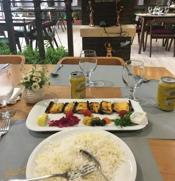 رستوران آبشار قشم