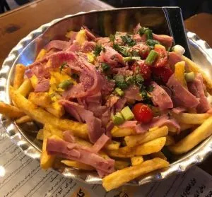 رستوران فودلند کیش