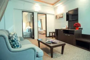 سوئیت هتل صدف کیش