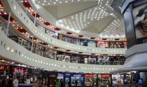 مرکز خرید پردیس 2 کیش