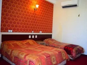 اتاق 3تخته هتل ریال قائم کیش