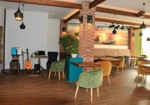 کافی شاپ ریال قائم کیش