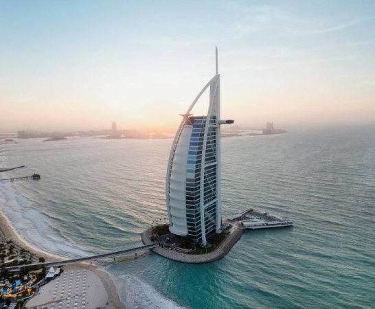 تور دبی هتل برج الاعرب