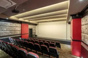 هتل سانیس افس رویال کوشاداسی