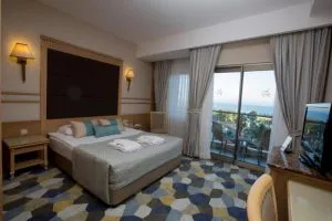 هتل فیم رزیدنس لارا