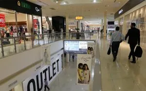 مرکز خریداوت لت مال دبی