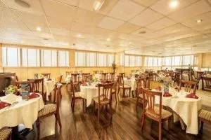 رستوران هتل گرند سانترال دبی