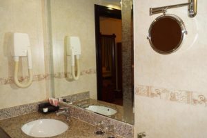 سرویس بهداشتی هتل گرند سانترال دبی