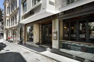 هتل ایکونیک دپابلیک