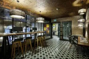 هتل ایکونیک دپابلیک