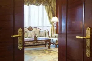 هتل پرفرنس هوالینگ تفلیس