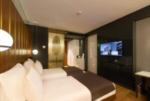 اتاق دبل هتل تایتانیک دلوکس