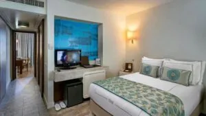 اتاق دبل تایتانیک بیچ لارا