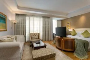 هتل تایتانیک مردان پالاس