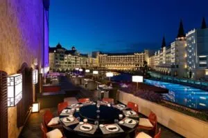 رستوران هتل تایتانیک مردان پالاس