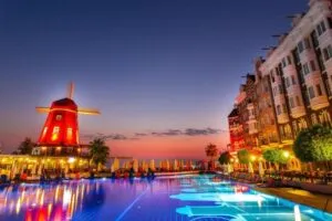 هتل اورنج کانتی ریزورت کمر