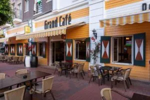 هتل اورنج کانتی ریزورت کمر