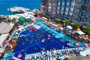 هتل اورنج کانتی ریزورت کمر