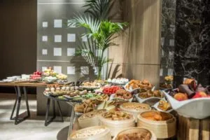 رستوران هتل کلاریون گولدن هورن